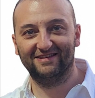 Hilmi Yaşatan AKMAN